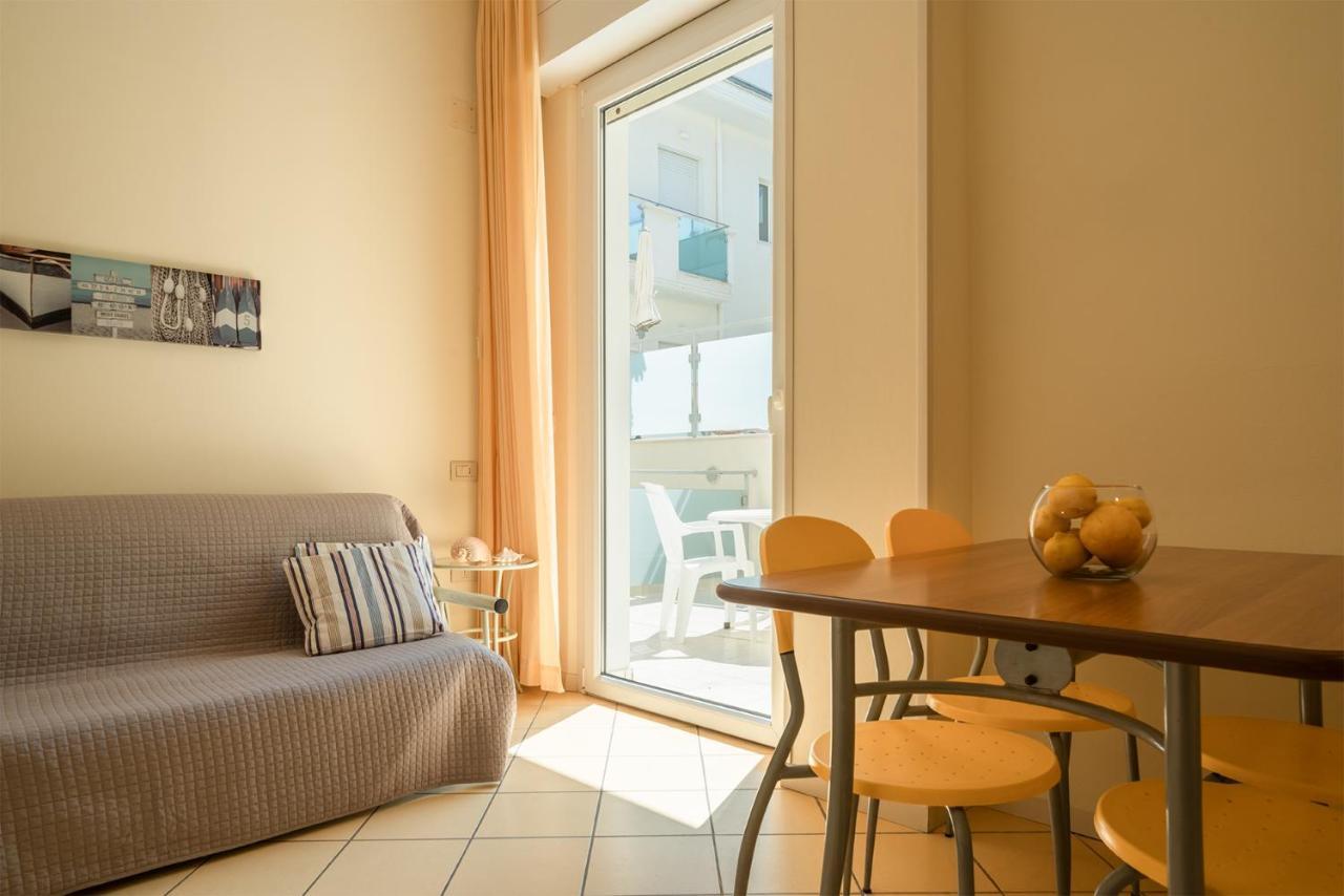 Residence Capitol カットーリカ エクステリア 写真
