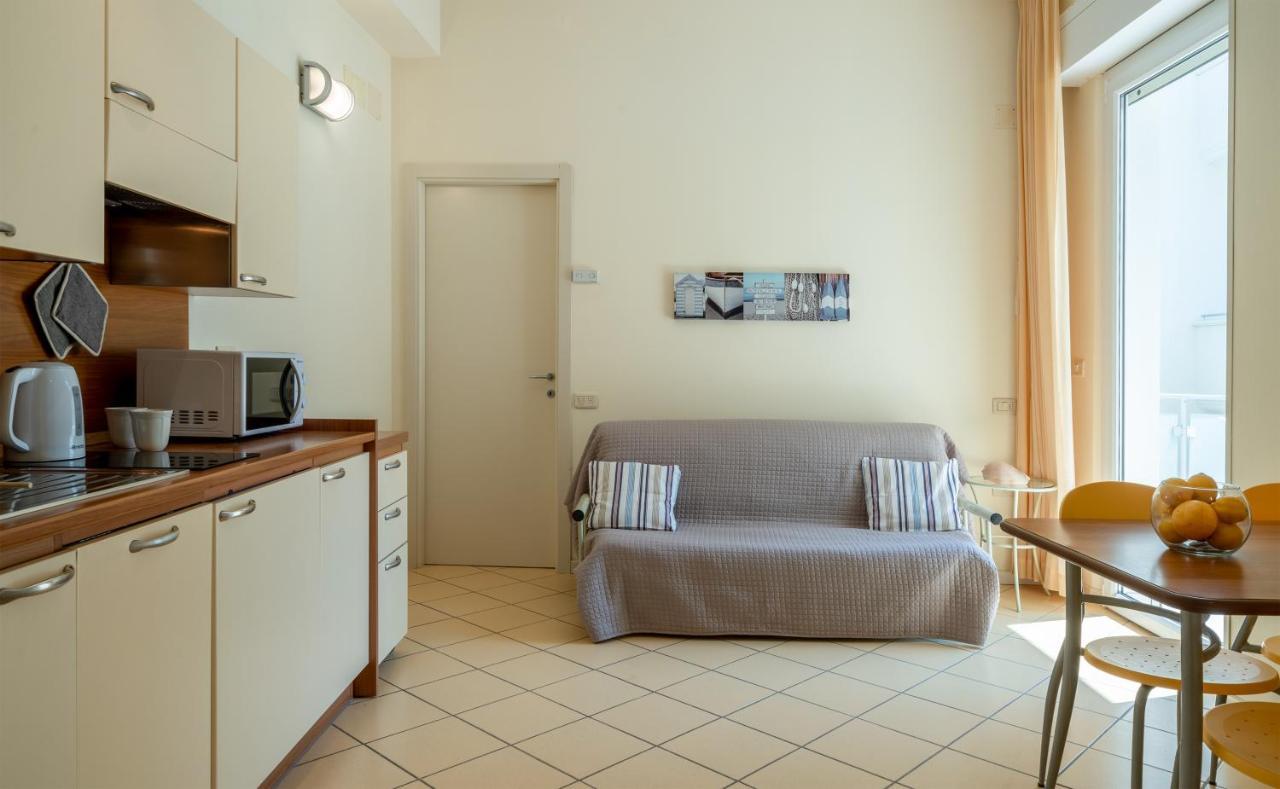 Residence Capitol カットーリカ エクステリア 写真
