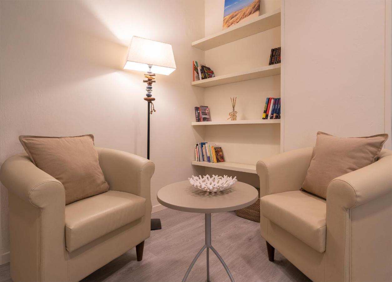 Residence Capitol カットーリカ エクステリア 写真