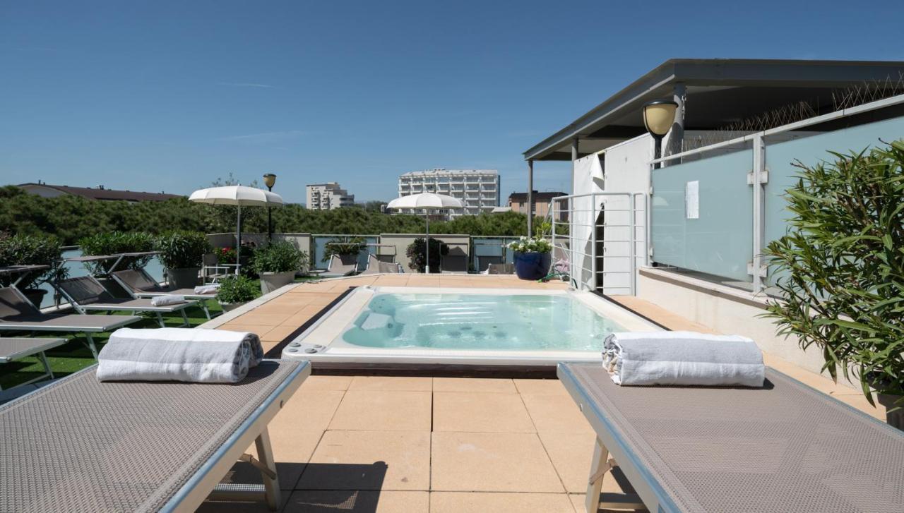 Residence Capitol カットーリカ エクステリア 写真